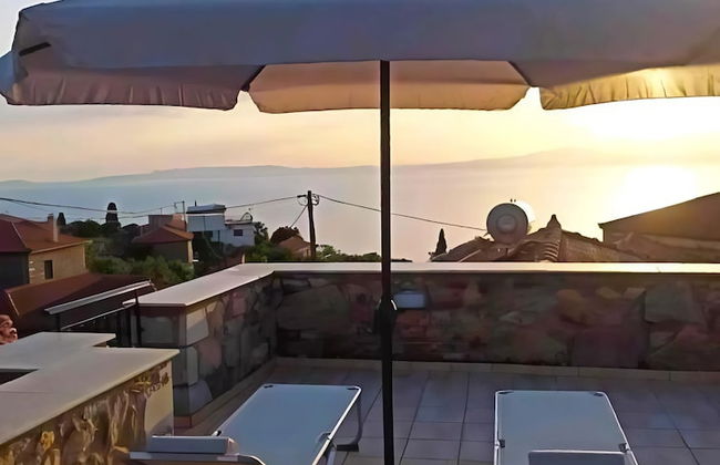 Platsa Seaview Retreat - A Stone-built Escape - Photo 2