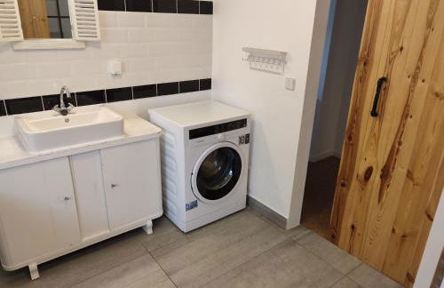 Ferienwohnung Birkenwerder bei Berlin mit Terrasse und kleinem Garten - Foto 9