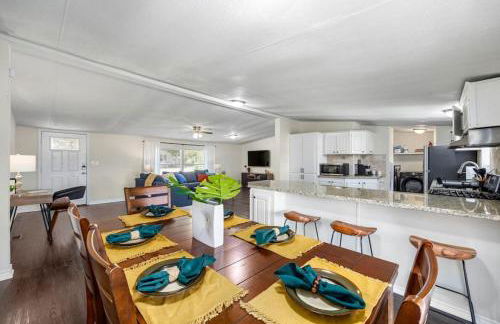 Accessible 3BR Home Sleeps 12, Pet-Friendly, Near Lake Conroe - Foto 19