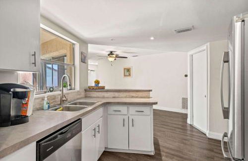 Gulf Coast Getaway Pool Mini Putt Fenced Yard - Foto 10