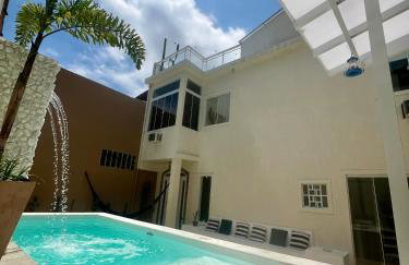 Casa com piscina, churrasqueira e terraço com vista pro mar! - Foto 1