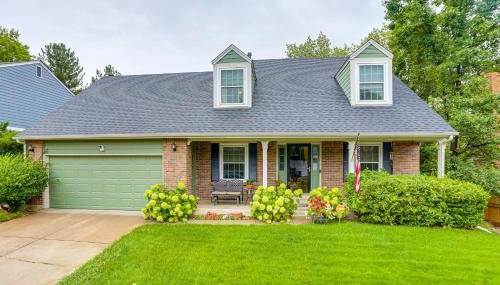 Spacious Family Home with Deck and Yard in Littleton! - Foto 4