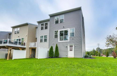 2 Mi to Hollywood Casino Charles Town Townhome! - Foto 31