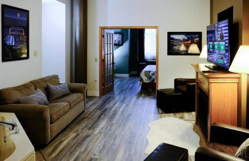 Dog-Friendly Canal Park Condo Hot Tub Pool - Foto 6