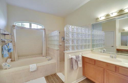 Ranch-Style Florida Retreat with Pool and Lanai - Foto 16