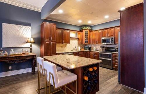 Downtown Sophistication/ Two Bedroom / Two Bath - Foto 18