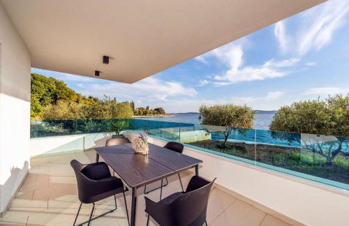 Beachfront Villa - Foto 27