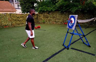 15min to Lincoln Ecuador vs Ivory Coast, Sleeps 12 - Foto 55