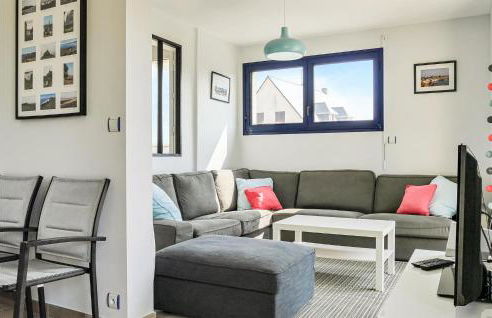 Gorgeous Home In Saint-Germain-Sur-Ay - Foto 2