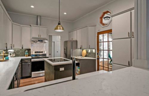 Entire Home! Fantastic Kitchen! 3 Full Baths - Foto 11