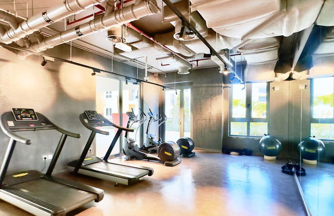 Cozy La Mer 2BR w Beach Access - Photo 35