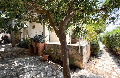 Villa Nauna - Beachfront Villa with Garden & Sea-View Terrace Santa Caterina - Marea Stays Collection - Foto 38