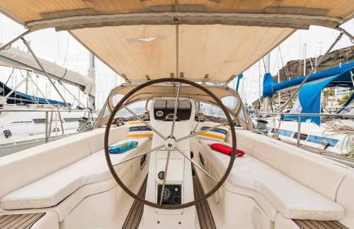 Precioso Yate en el centro del Puerto de Mogan - Foto 14