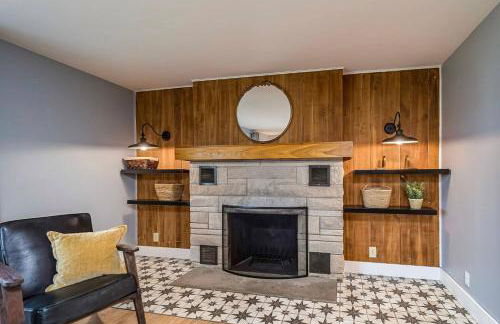 Cheerful & cozy farmhouse 2 bedroom home - Foto 23