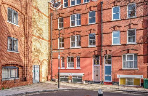 Central London 3-bed Apt, Sleeps 6, 3 Mins to Tube - Foto 52