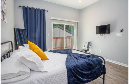 Inviting 4br/2ba Near Downtown & Riverwalk - Foto 24