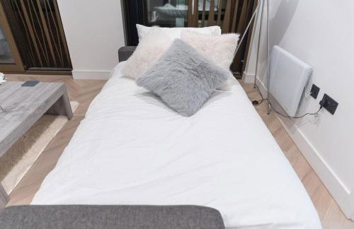 Luxury 1 Bed Apartment, Manchester Piccadilly by Kammili Properties - Photo 20