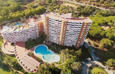 Marbella Beach View and Pool - Photo 27