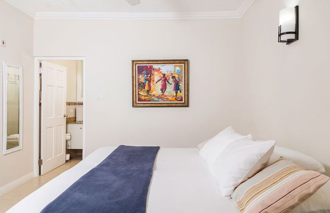 Botanic Bliss Living in Kingston - Photo 1