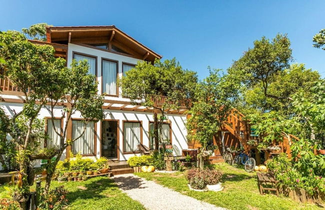 Refúgio Na Praia Guarda Do Embaú - SC - Foto 1