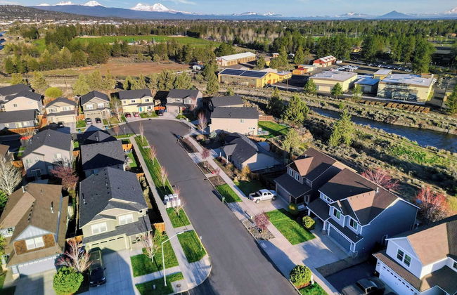 Ponderosa Pines by Avantstay Gorgeous Deck, 10 Mins From Central Bend Family Friendly, - Foto 8