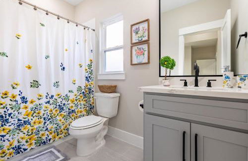 3 Bedroom and 3 bath - Photo 26