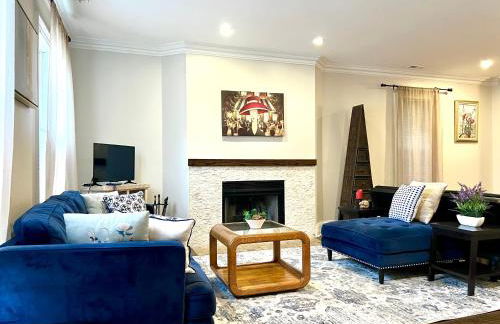 5 Bedroom Huge House in Best Location Parking Fireplace Back Yard - Foto 9