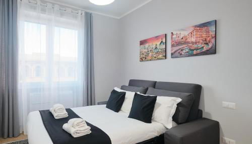 Colosseo-san Giovanni, New Apartment Wi-fi & A-C - Foto 3