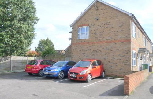 Friars Walk houses with 2 bedrooms, 2 bathrooms, fast Wi-Fi and private parking - Photo 22