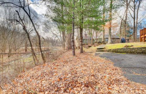 Louisville Area Home Deck, Fire Pit, Creek! - Foto 34