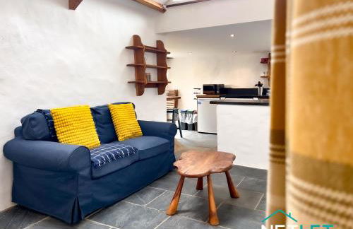 Ty Bedwen - Cosy Rural Retreat in St Davids - Photo 6