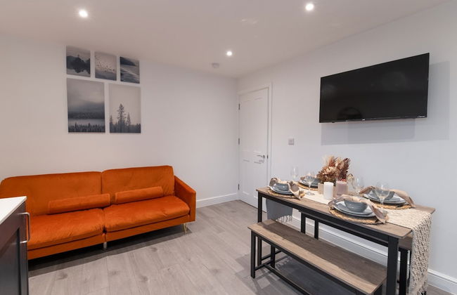 Woodside Park 3 Bedroom Apt with Parking - Foto 26