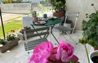 Green House Next - Lovely Apartment for family and Free Parking - Photo 32