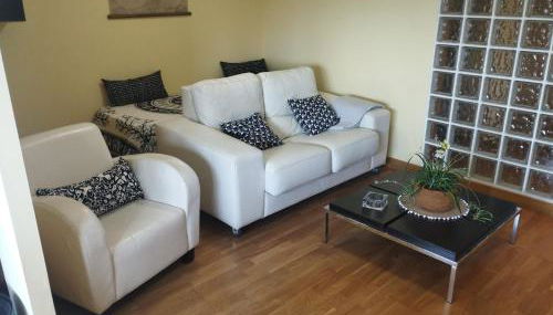 Duplex con terraza y vistas a la montaña internet aire acondicionado frente a piscinas públicas - Foto 2