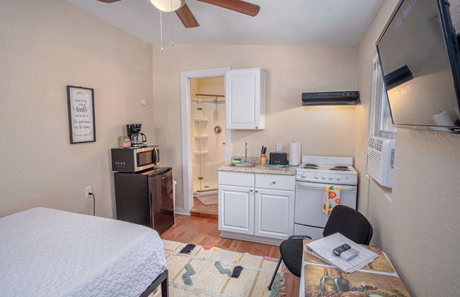 Remodeled Studio Near Downtown - Foto 7