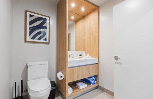 Sleek Downtown Apartment Rooftop Pool - Foto 16