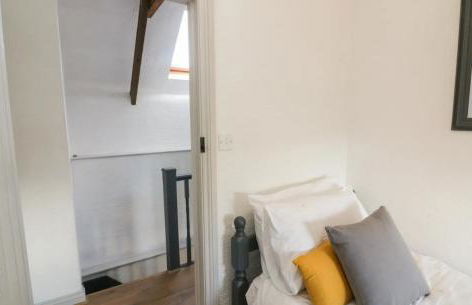 Court Cottage - cosy traditional cottage near lovely beaches - Foto 15