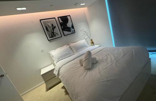 High Floor Modern 1BR Stunning Views Balcony AC Free Parking - Foto 36