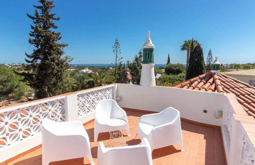 Casa Rainha Near Carvoeiro pool BBQ - Foto 26