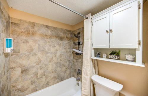 Serene Lakeside 2BR Sunset Views & Relaxing Stay - Foto 23