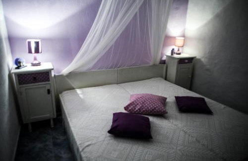 Tvrdic Honey - Photo 63