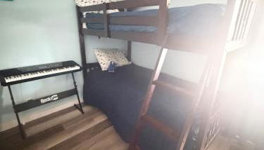 Ultimate Backyard Oasis, Heated Pool, Spa and Lake - Foto 4