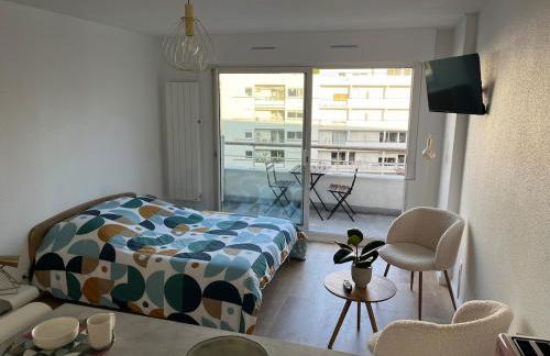 Joli studio cozy, balcon, Cité des Congrès, Gare Sud - Photo 14