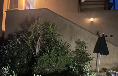 Trilocale con piscina - Foto 25