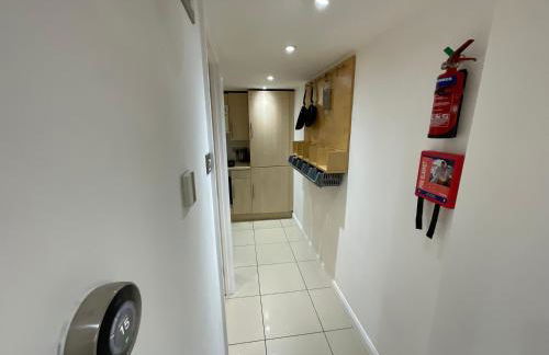 Earle House Serviced Apartments - Photo 36