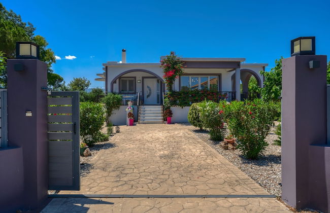 Filios Villa - Photo 29