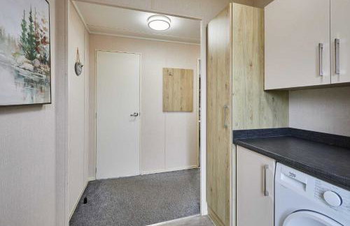 Rowan Lodge with Hot Tub - Foto 15