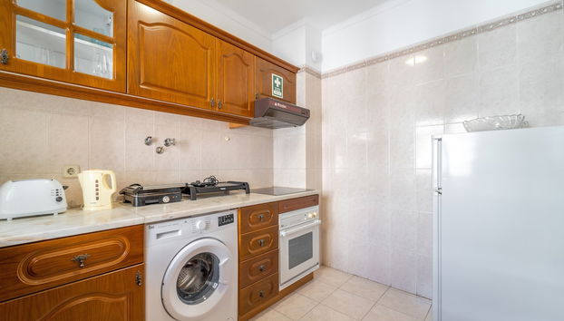 Quarteira Beach – 2nd D by HelloVacations - Foto 2, Imagen principal