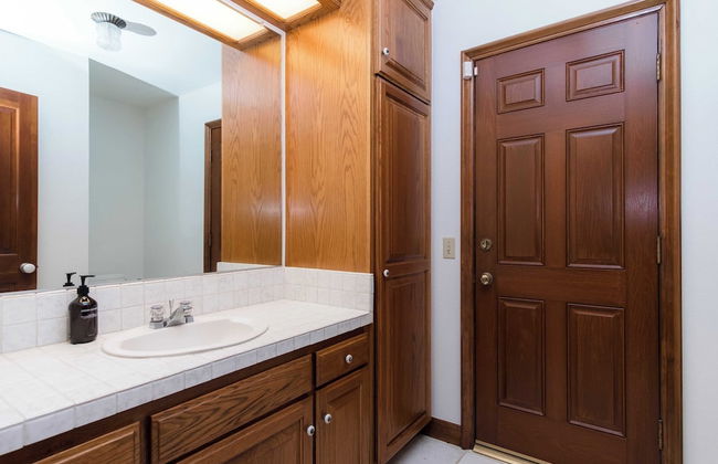 Cathedral by Avantstay Charming Secluded Estate w/ Sauna, Pool Table & Views of the Rolling Hills - Foto 31