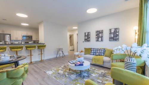 Opulence in Olive 4 bedrooms, 4 baths with 10 beds, Park 2 cars FREE - Foto 4